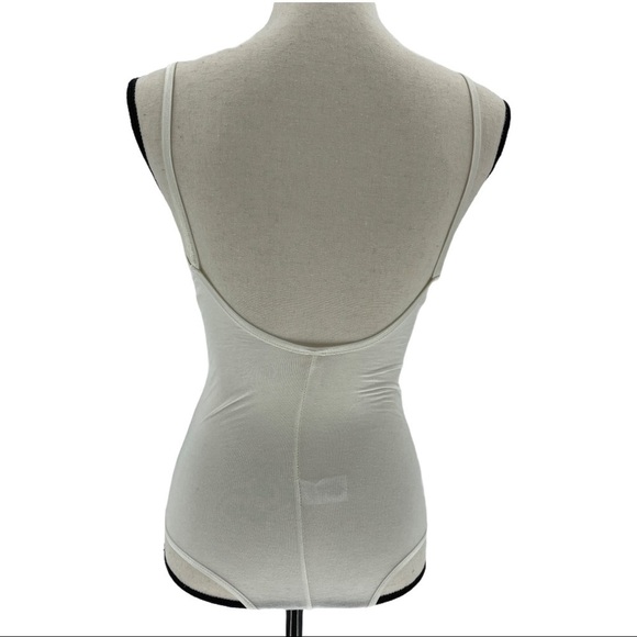 Jolie Spaghetti Strap Plunge Back Stretch Bodysuit - Picture 3 of 8